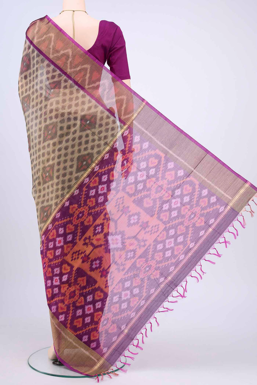 pallu body
