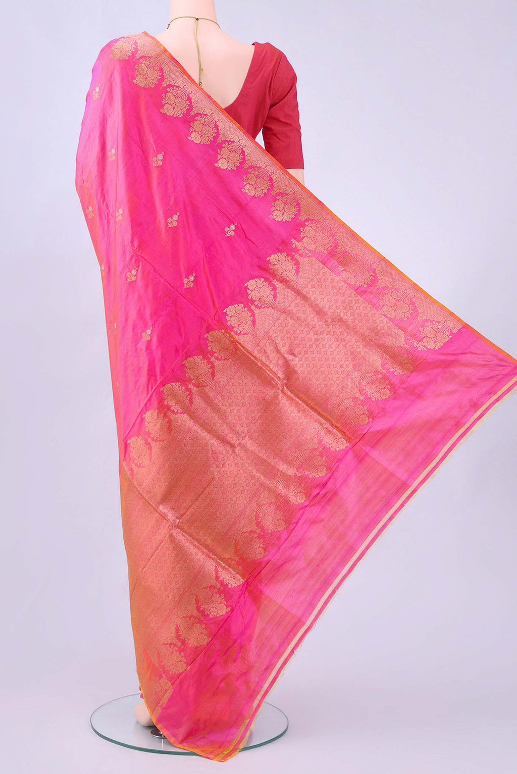 pallu body