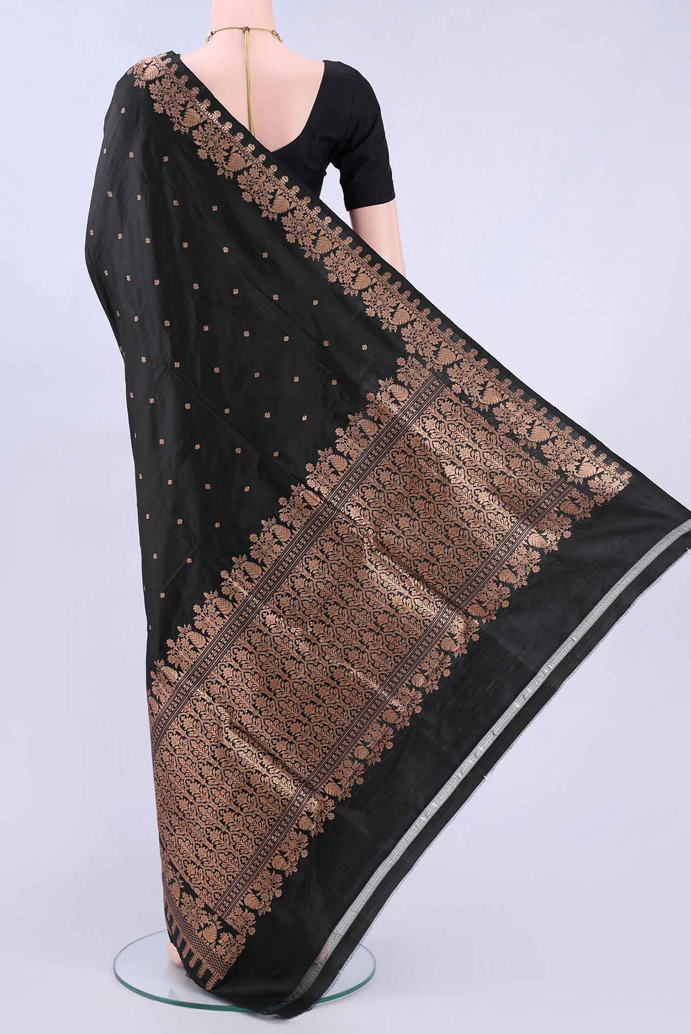 pallu body