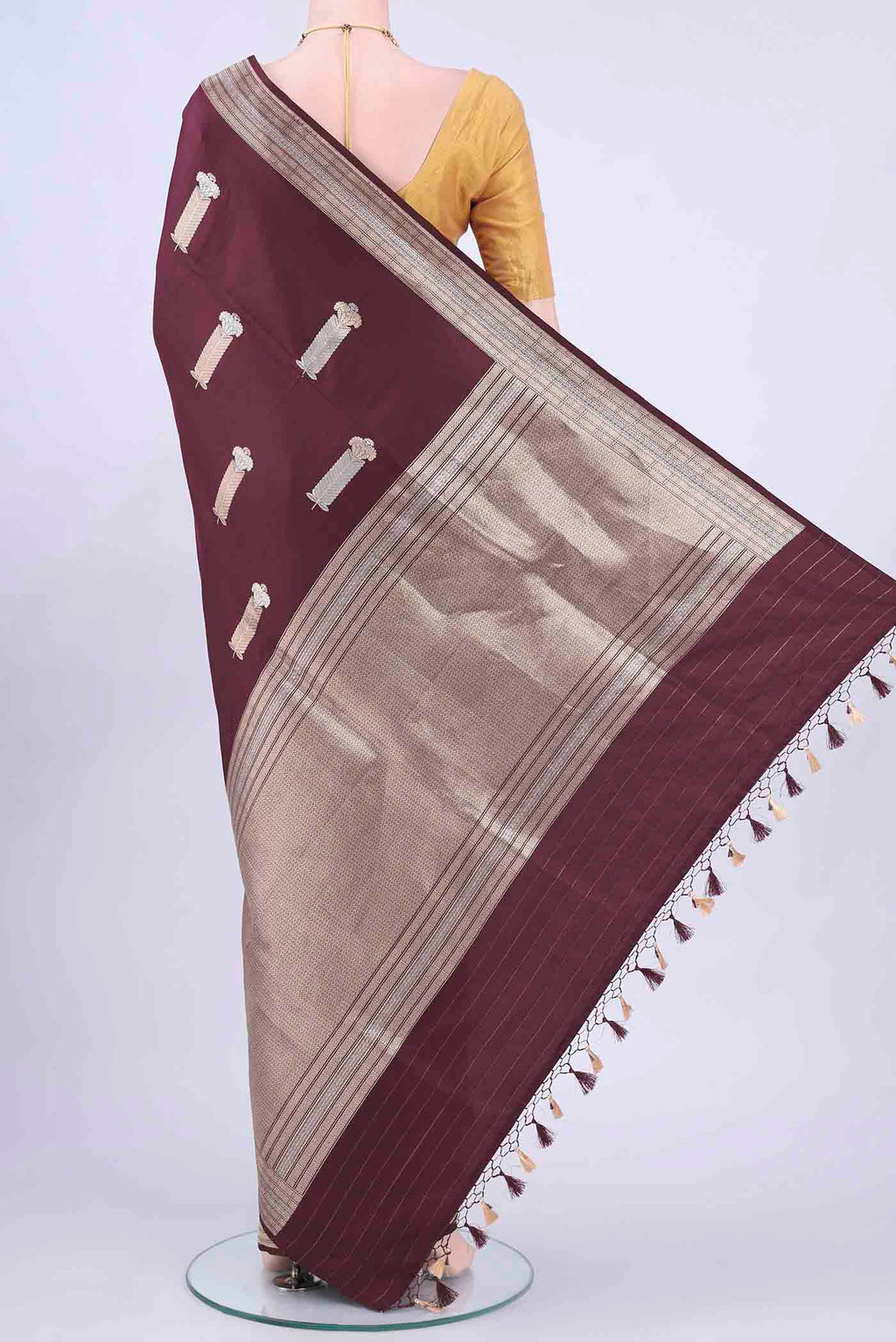 pallu body