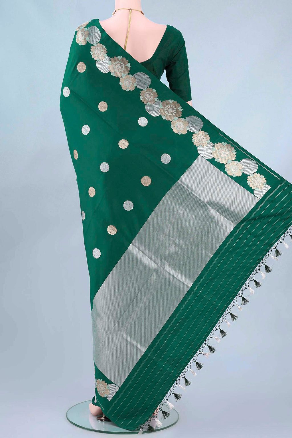 pallu body