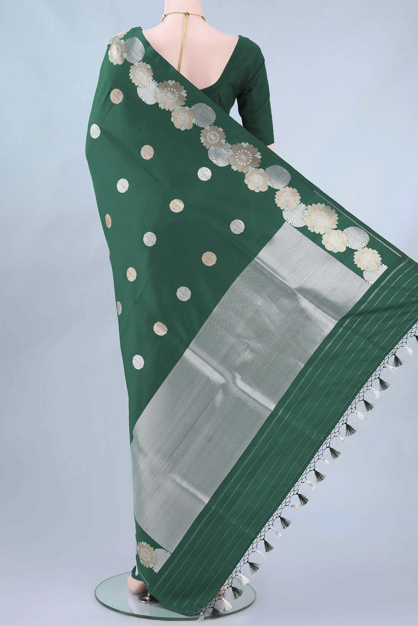 pallu body
