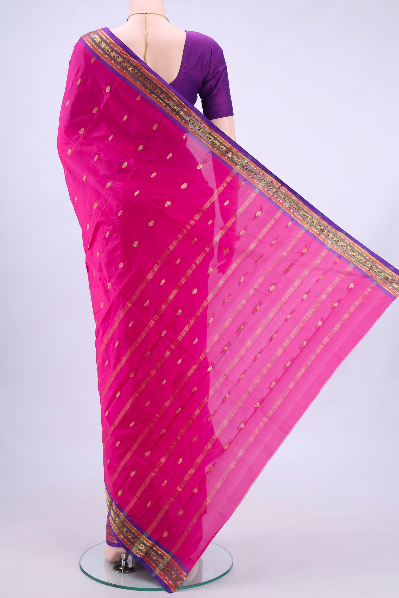 pallu body
