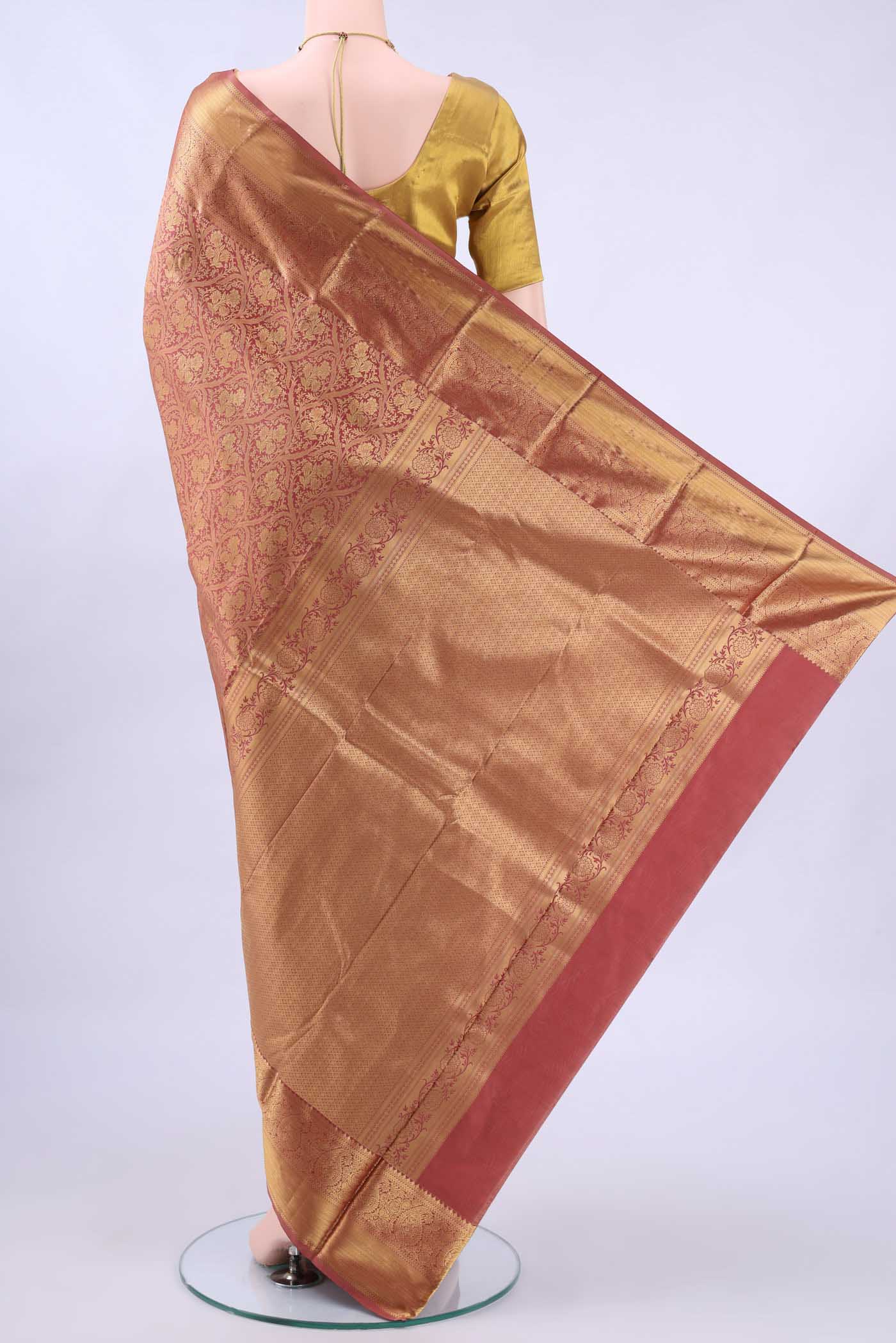 pallu body
