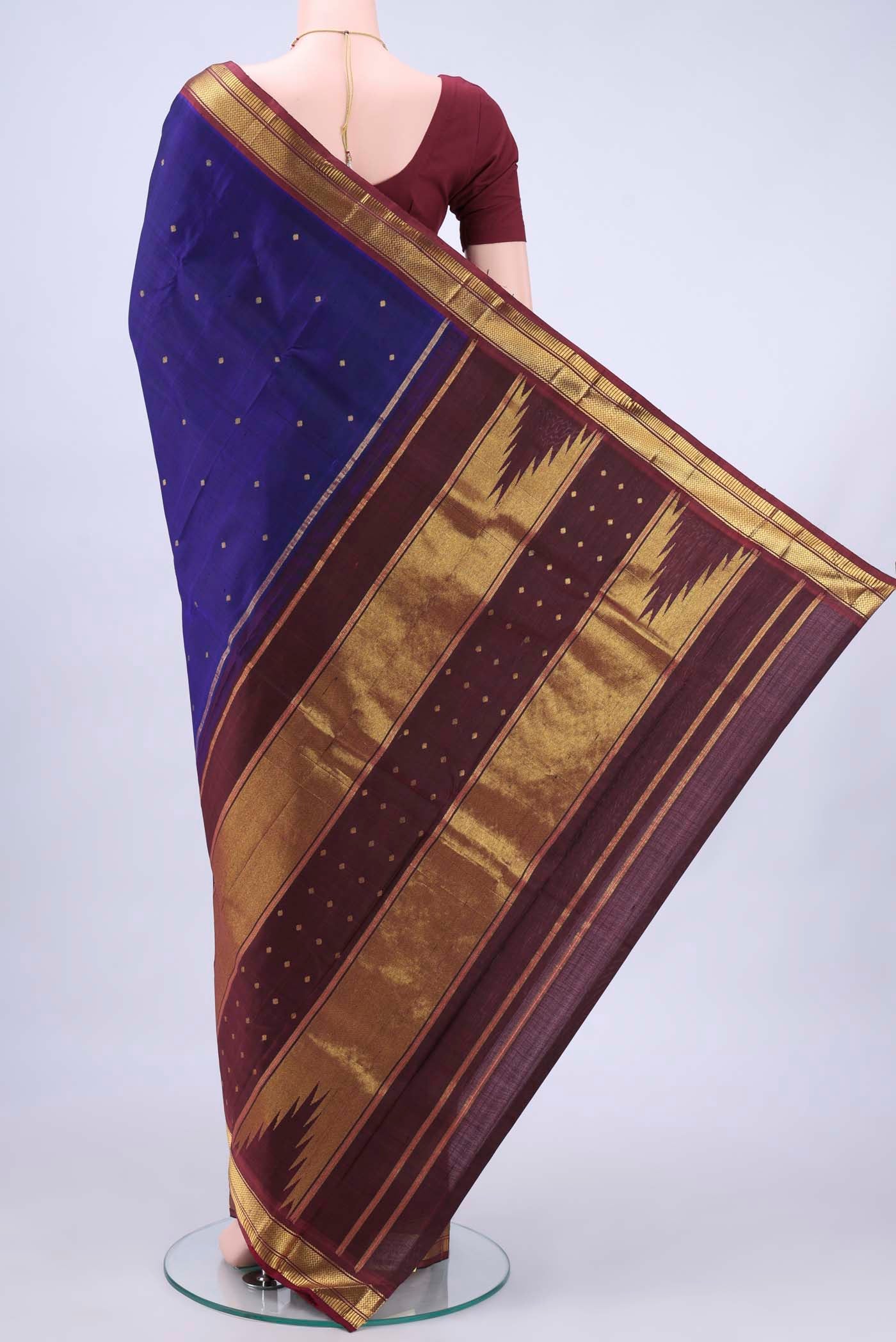 pallu body