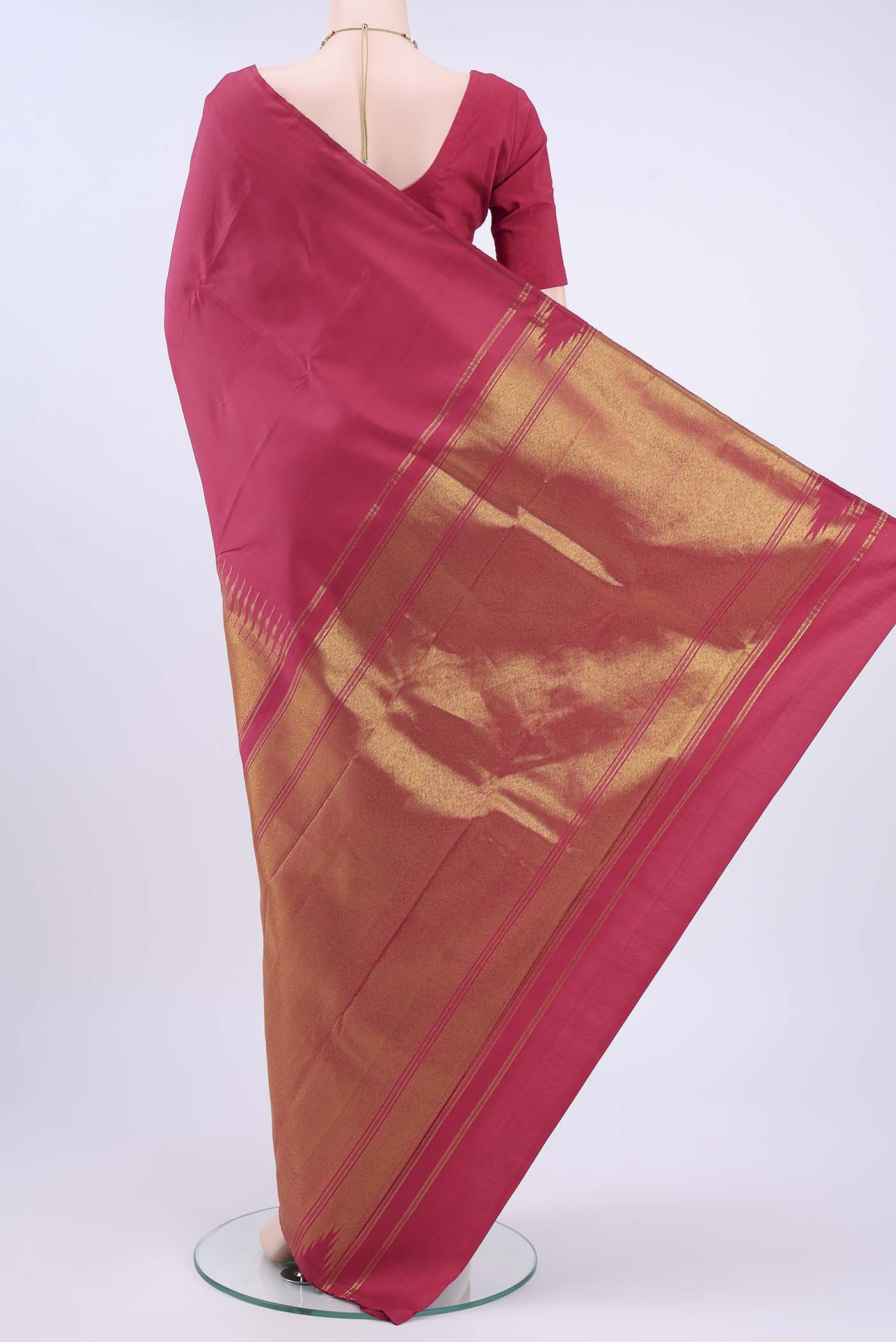 pallu body