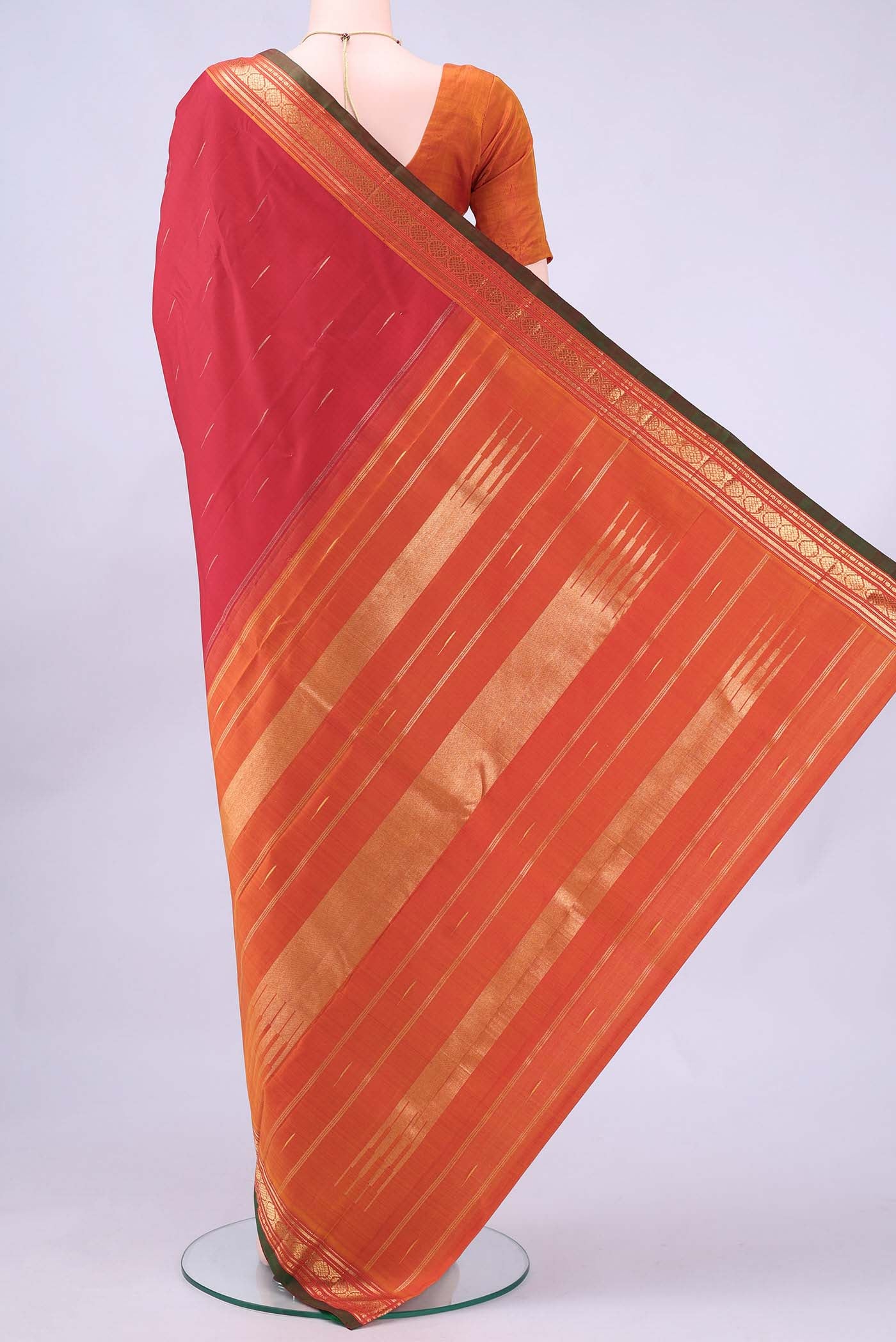 pallu body