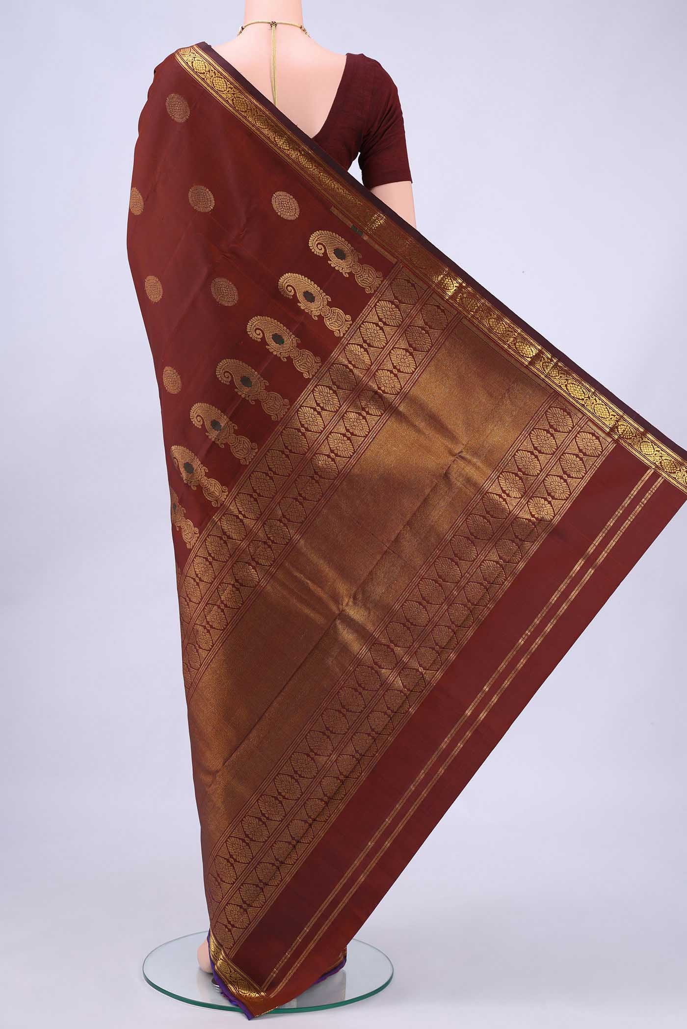 pallu body
