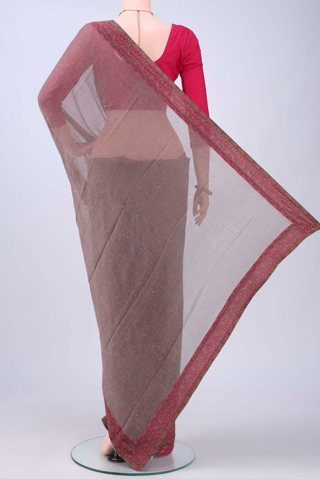 pallu body