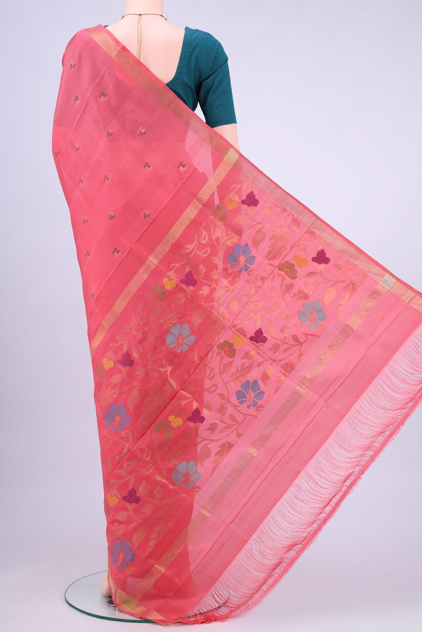 pallu body