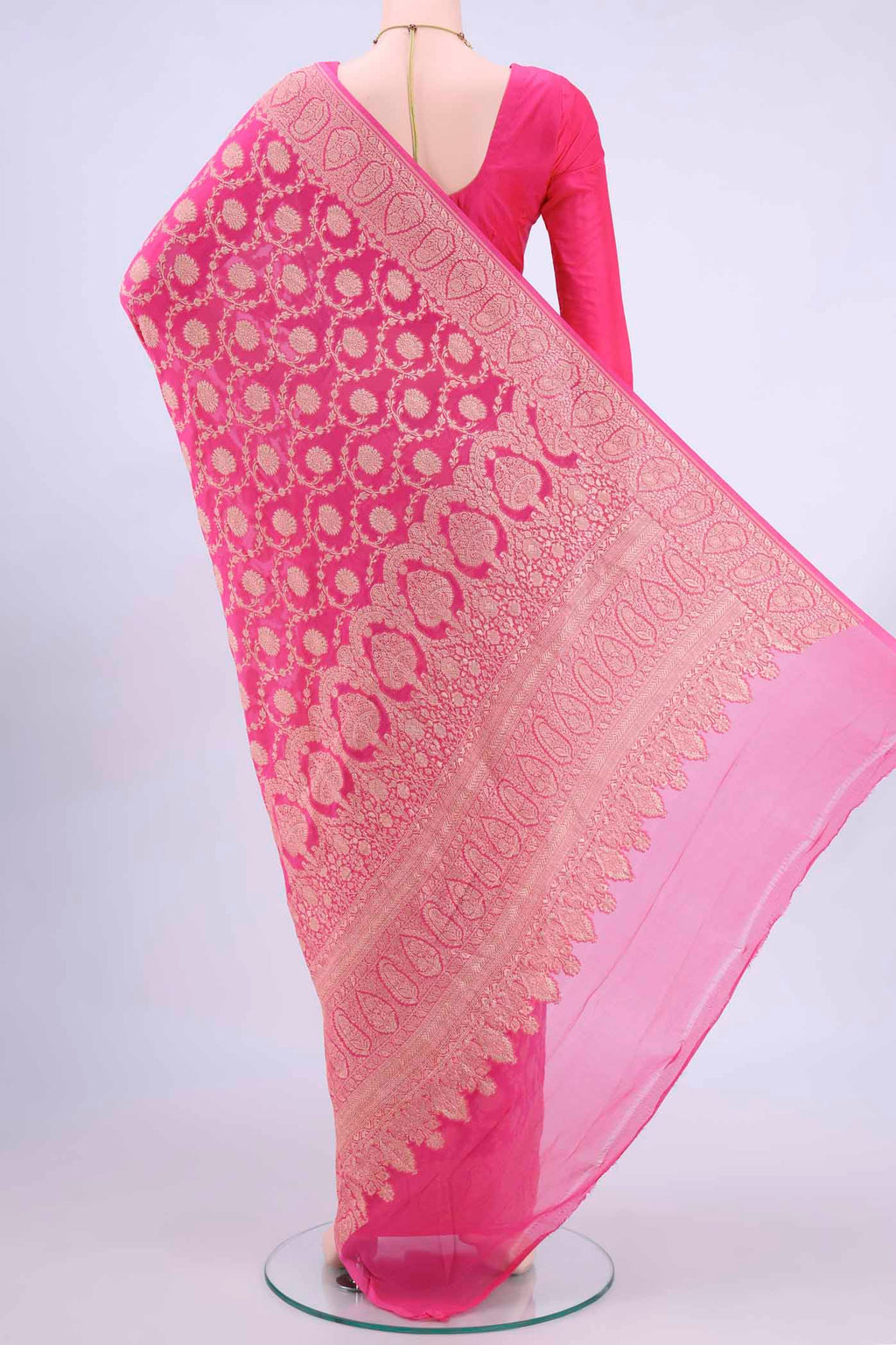 pallu body