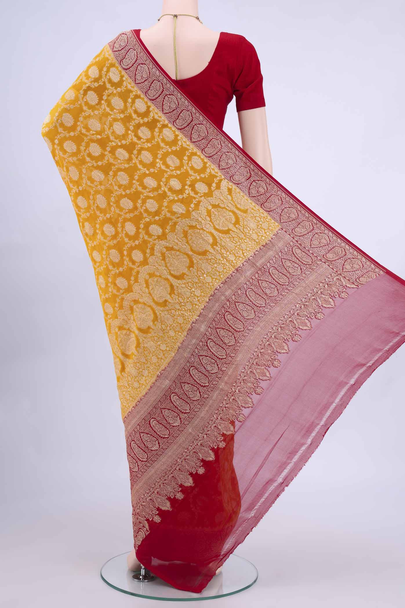 pallu body