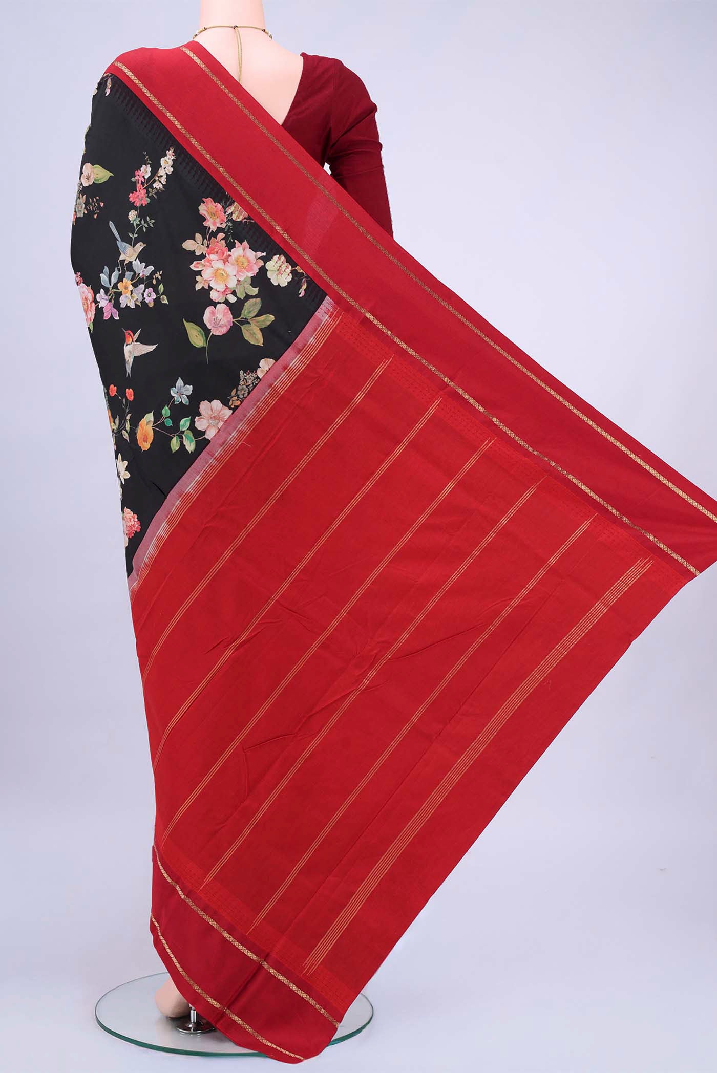 pallu body