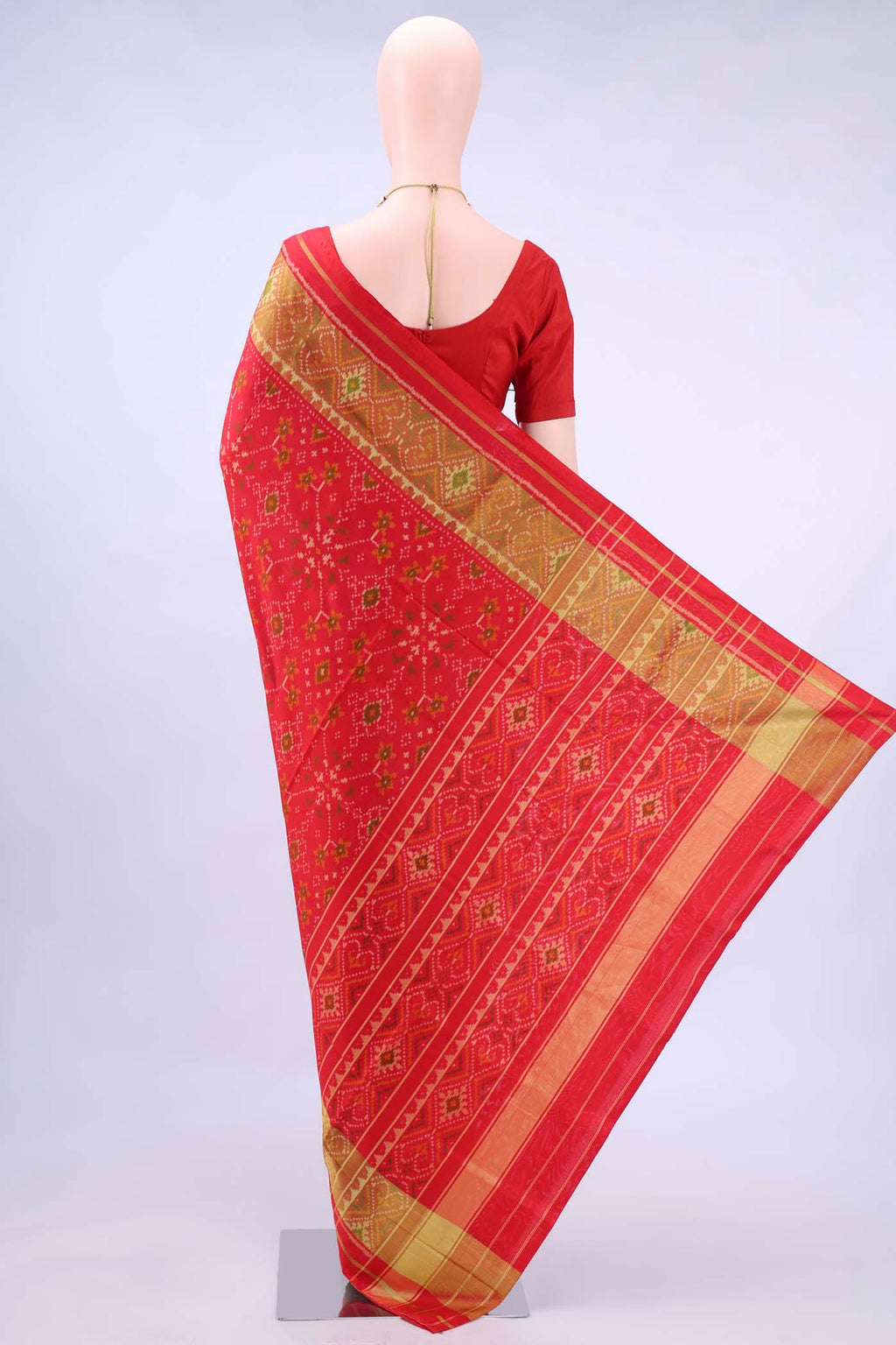 pallu body