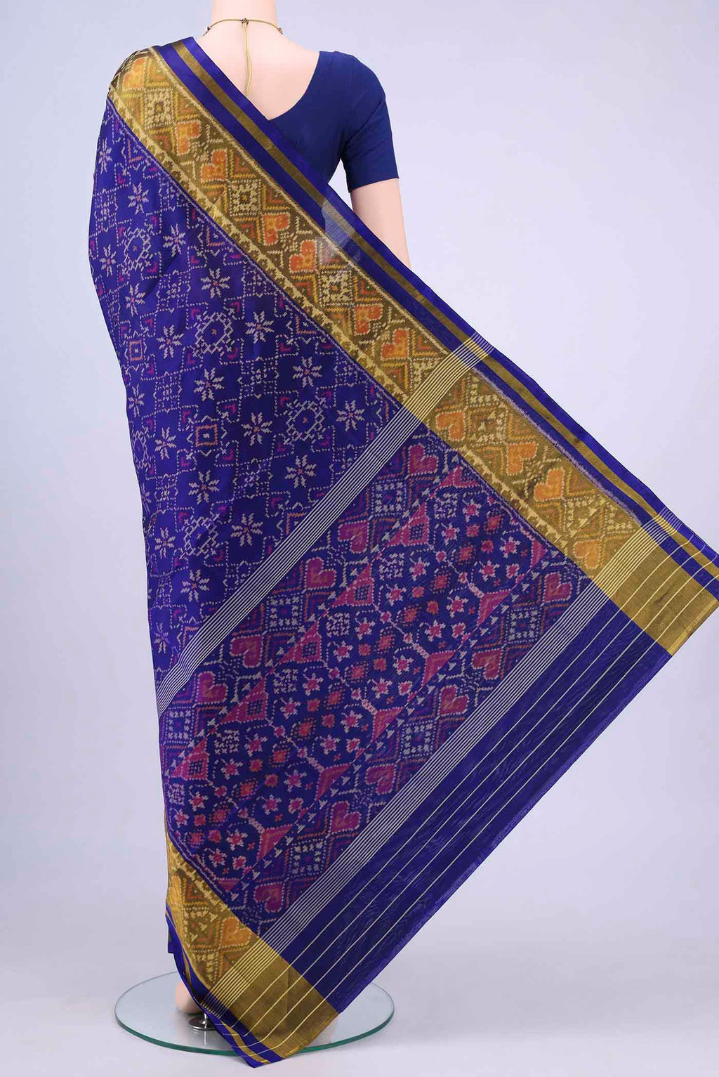 pallu body