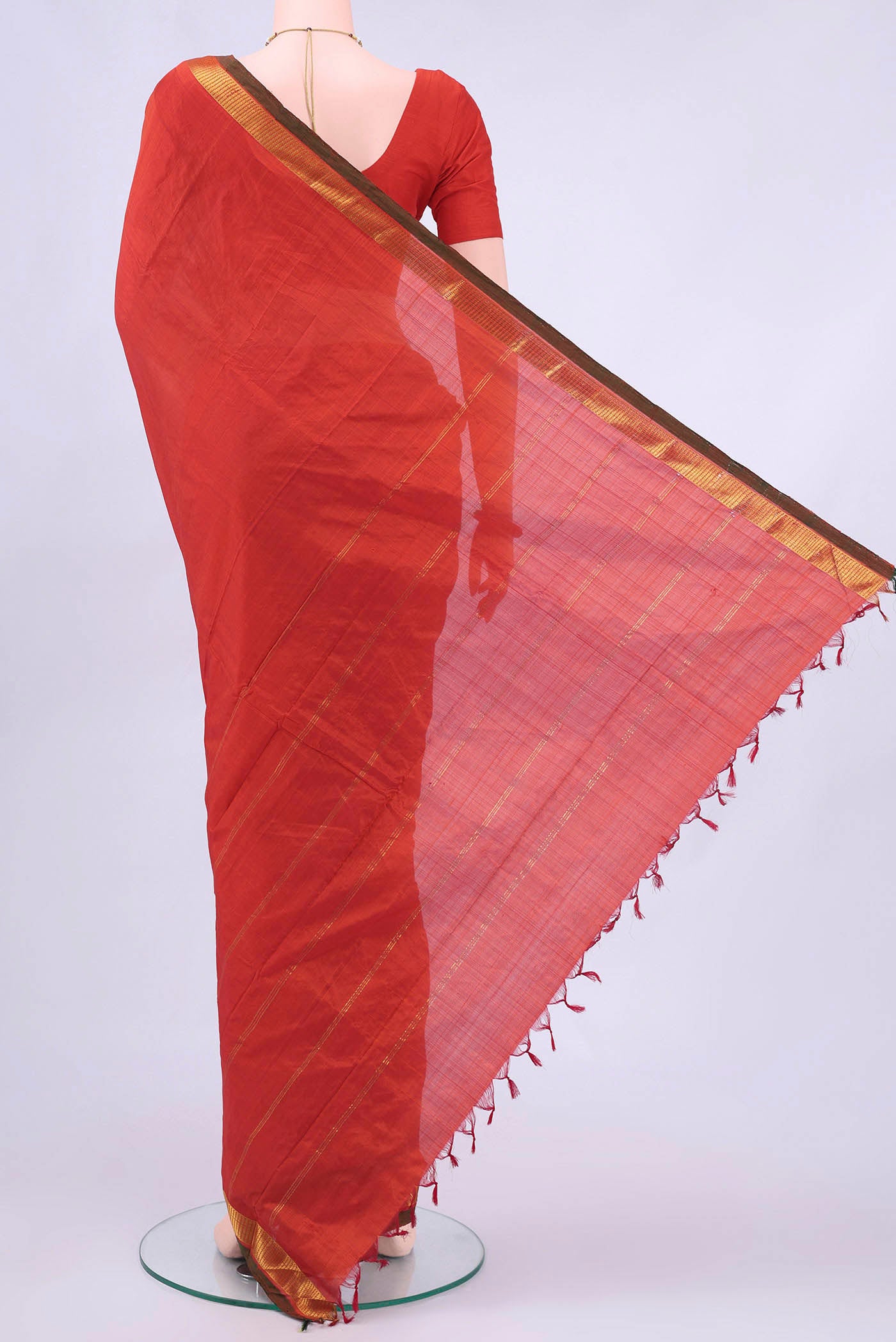 pallu body