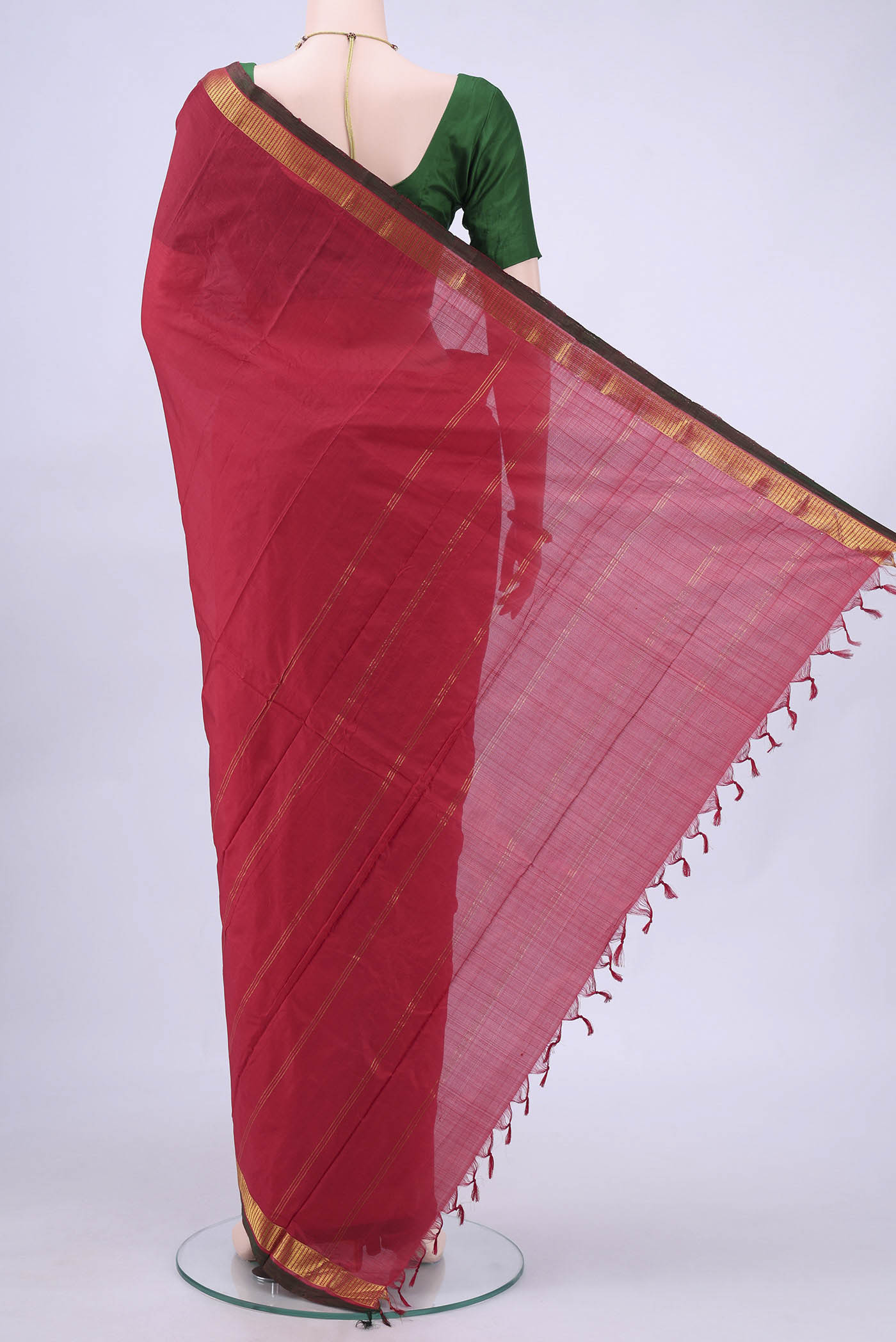 pallu body