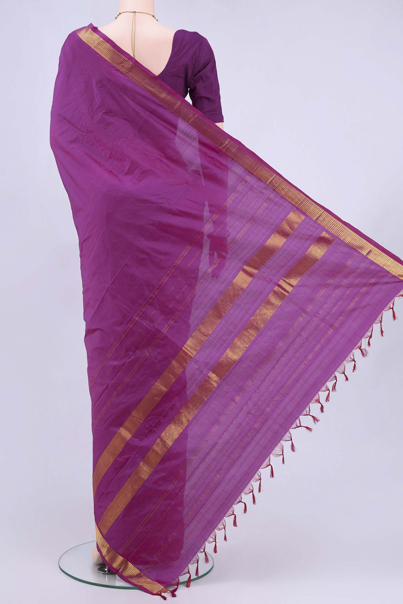 pallu body
