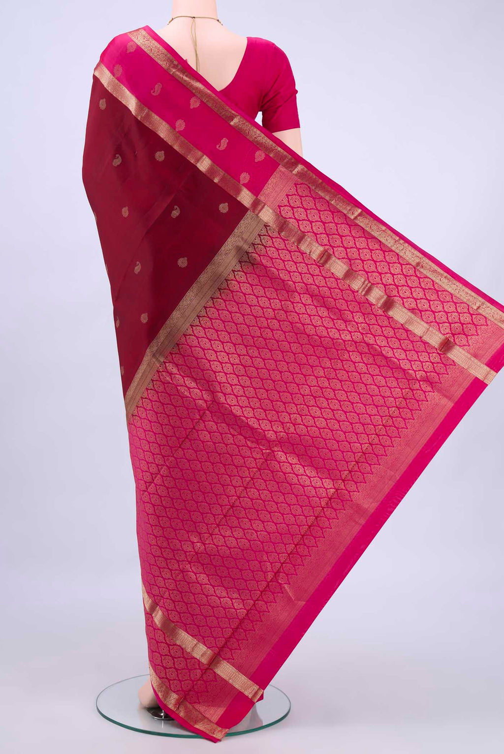 pallu body