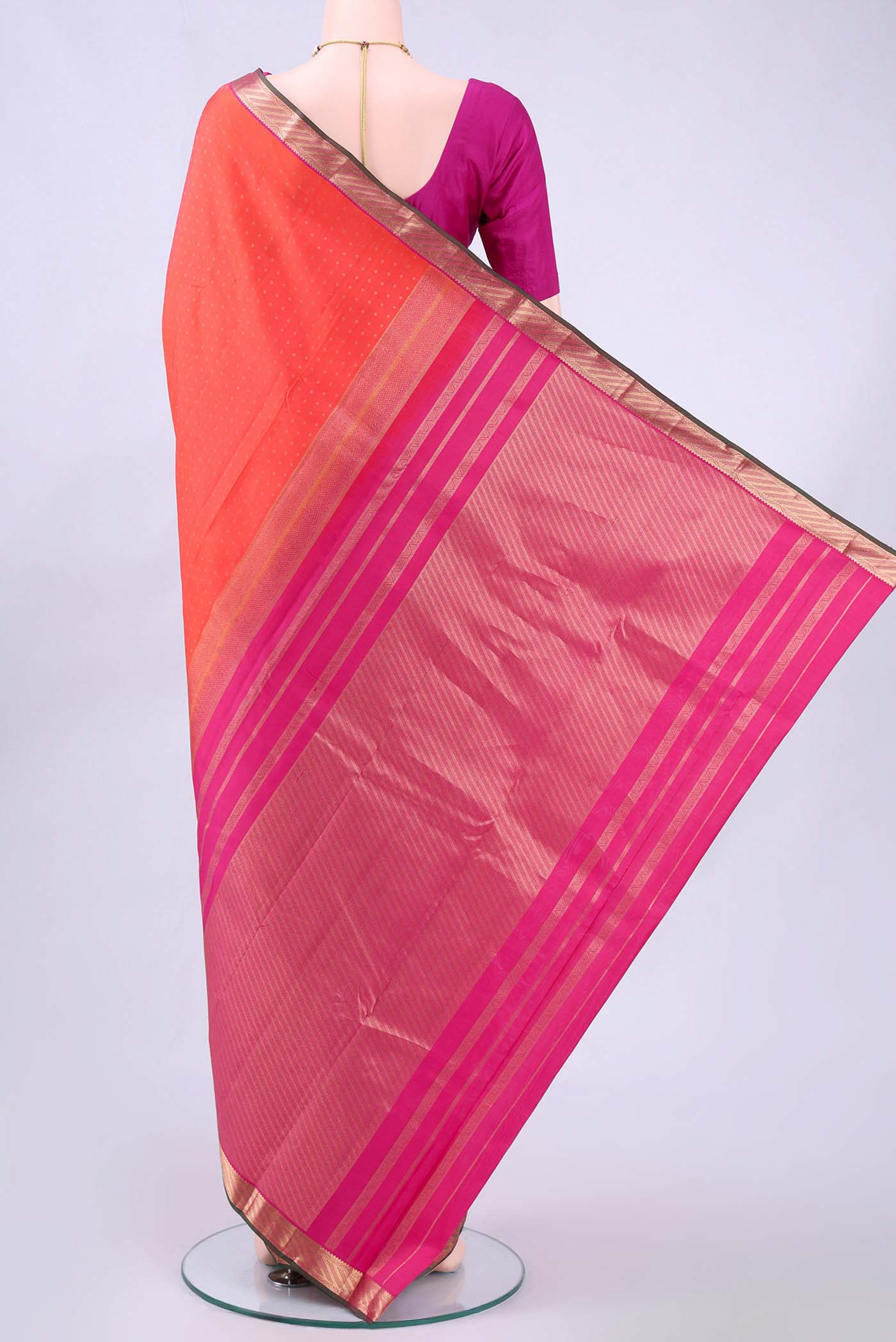 pallu body