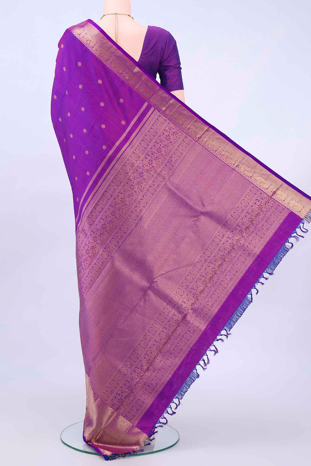 pallu body