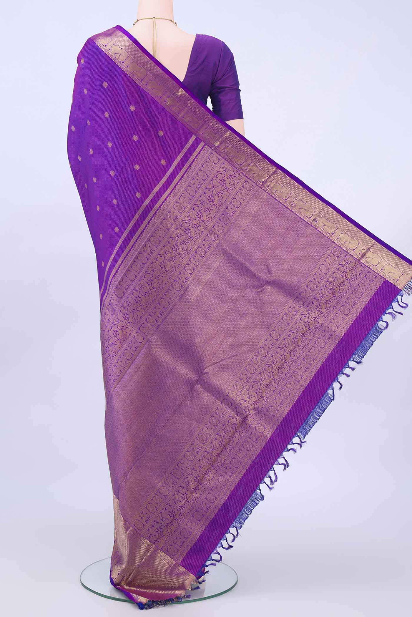pallu body