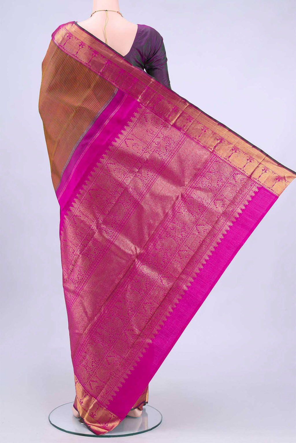 pallu body