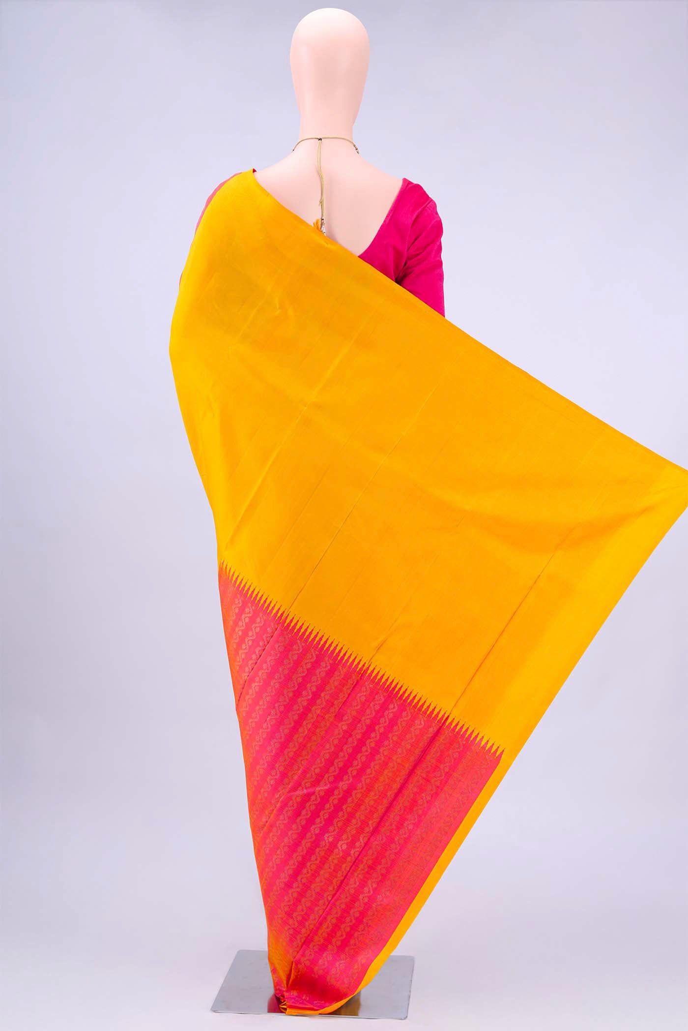 pallu body