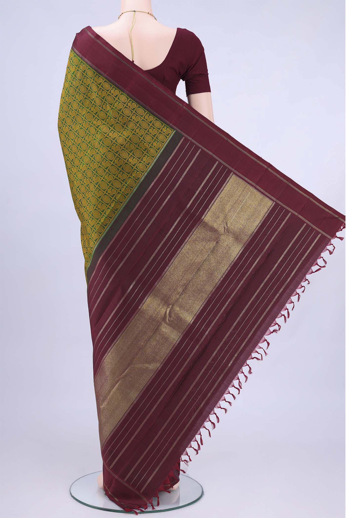 pallu body