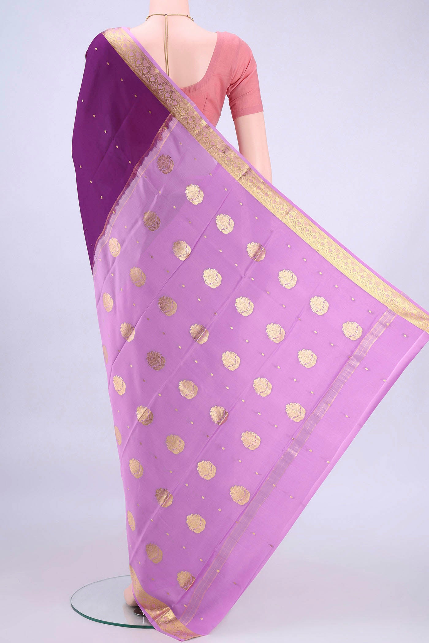pallu body