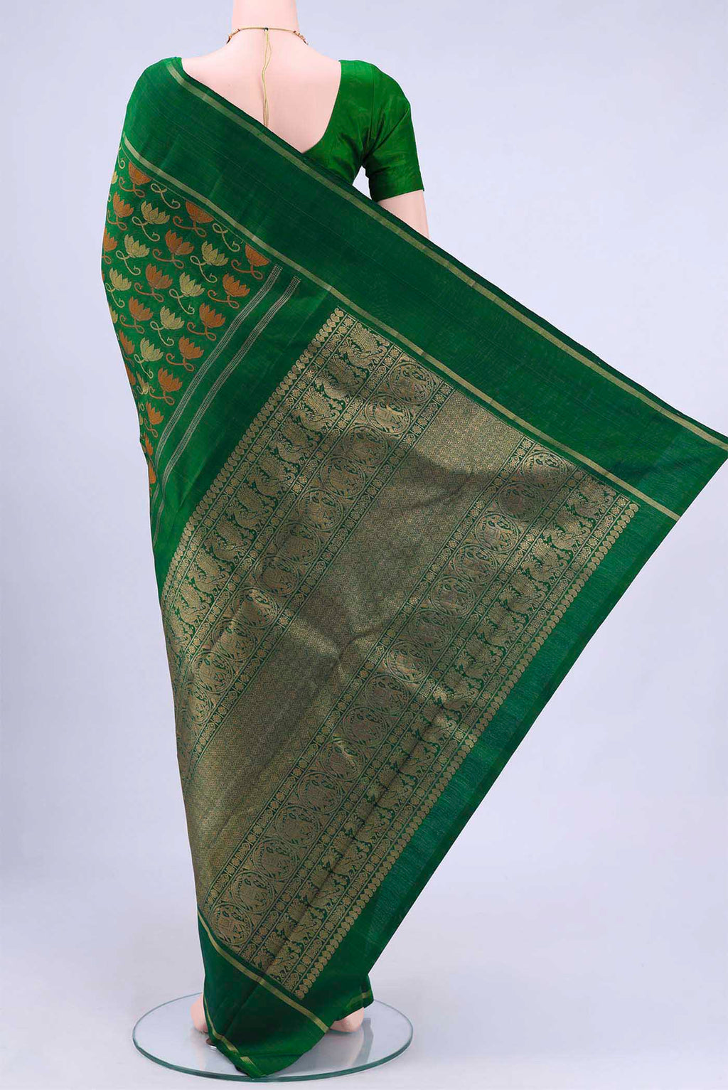 pallu body
