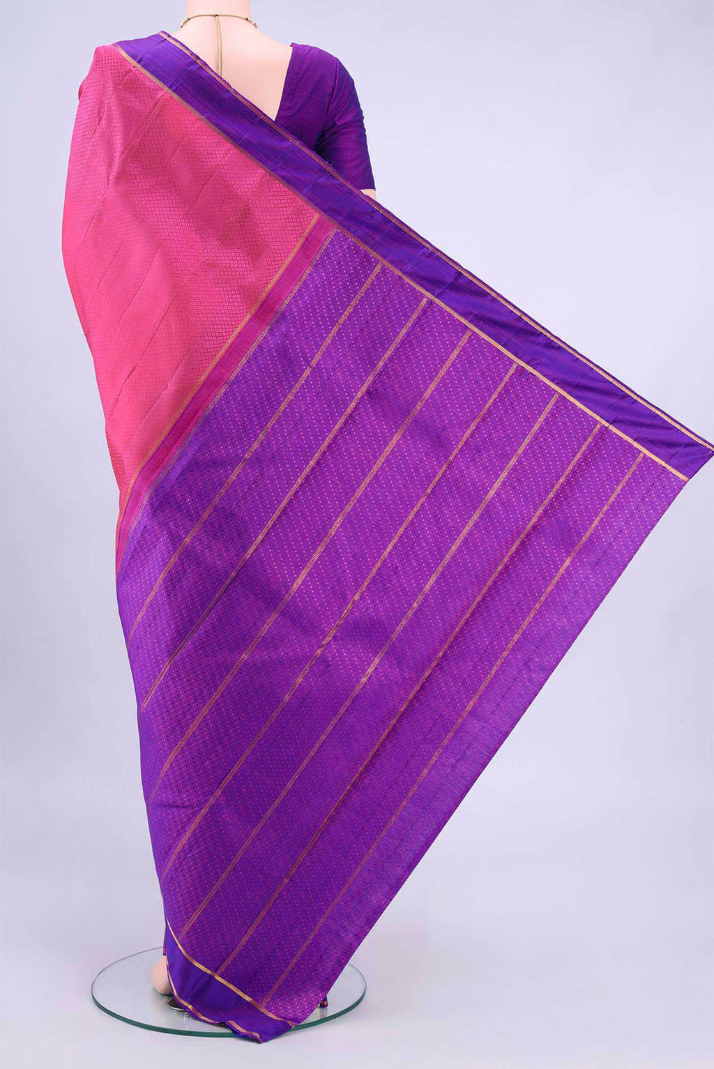 pallu body