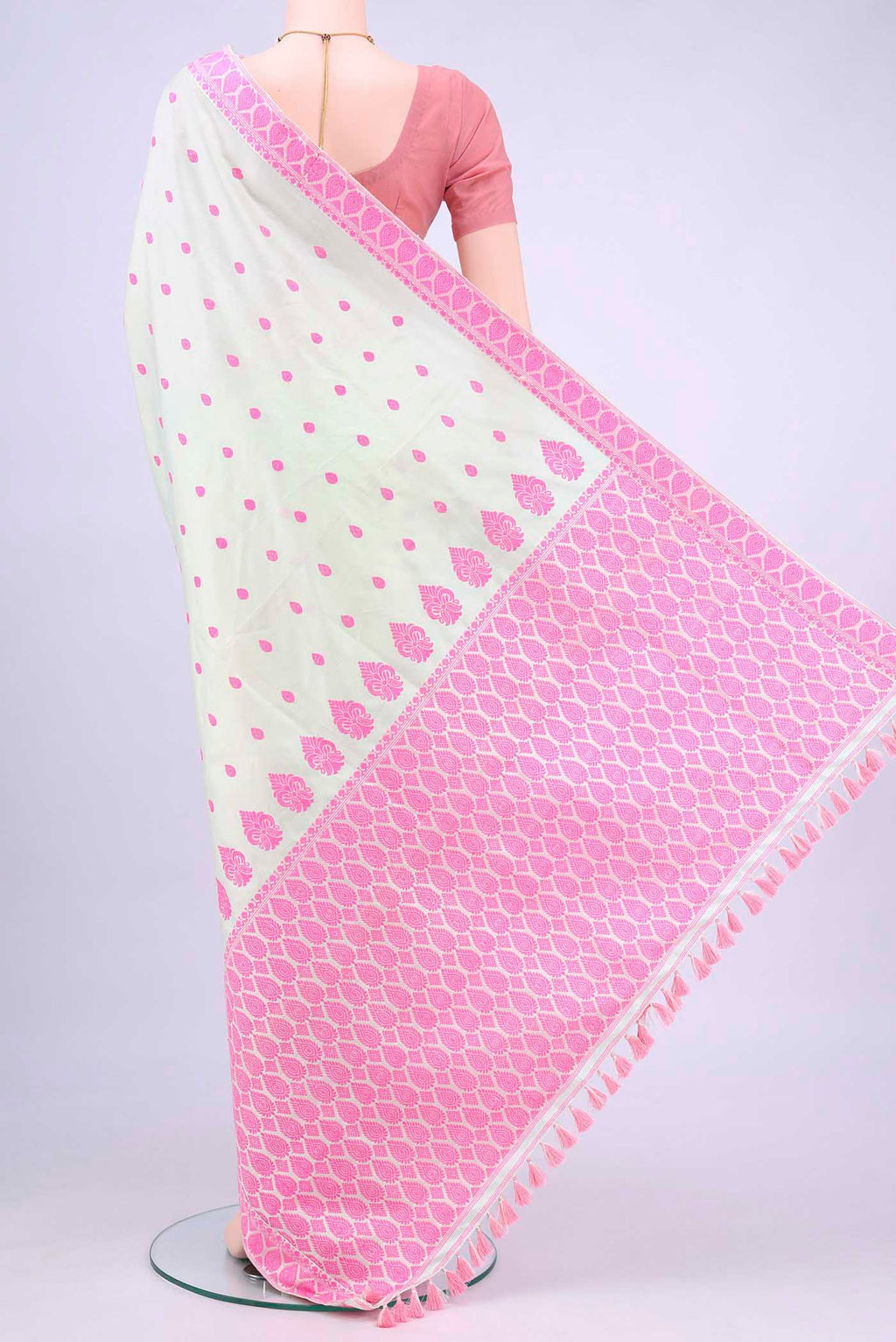 pallu body