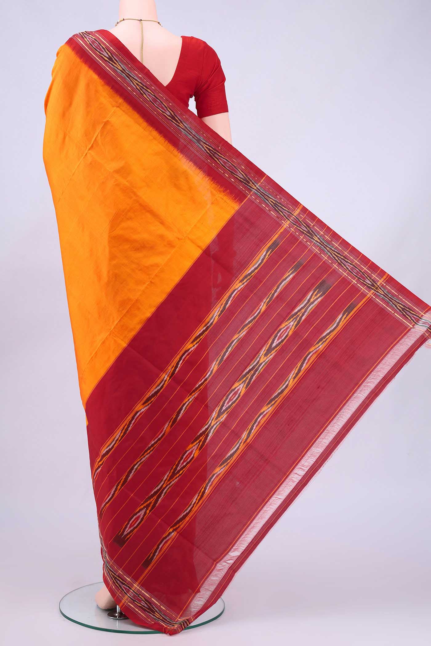 pallu body