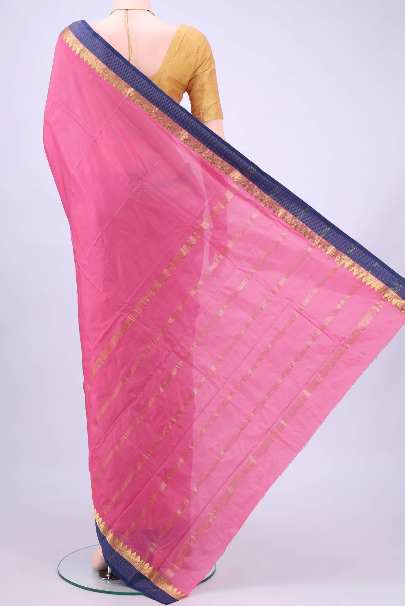 pallu body