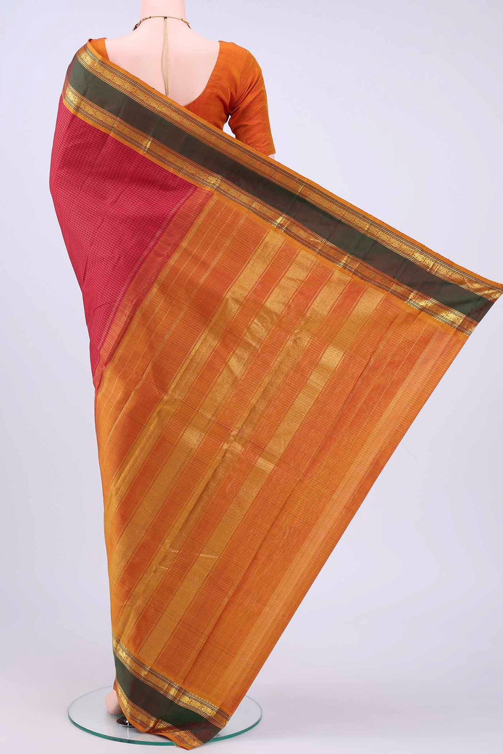 pallu body