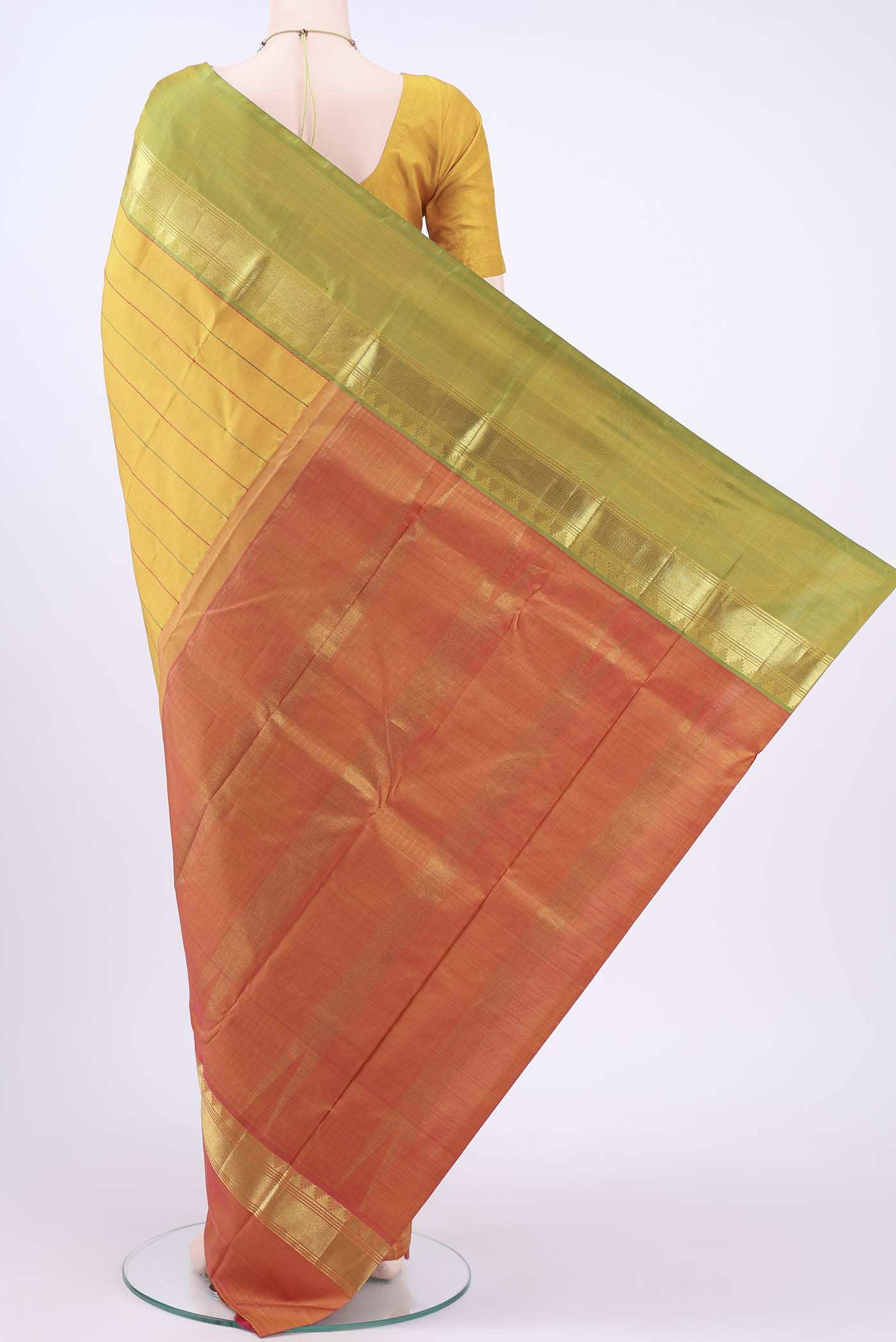 pallu body