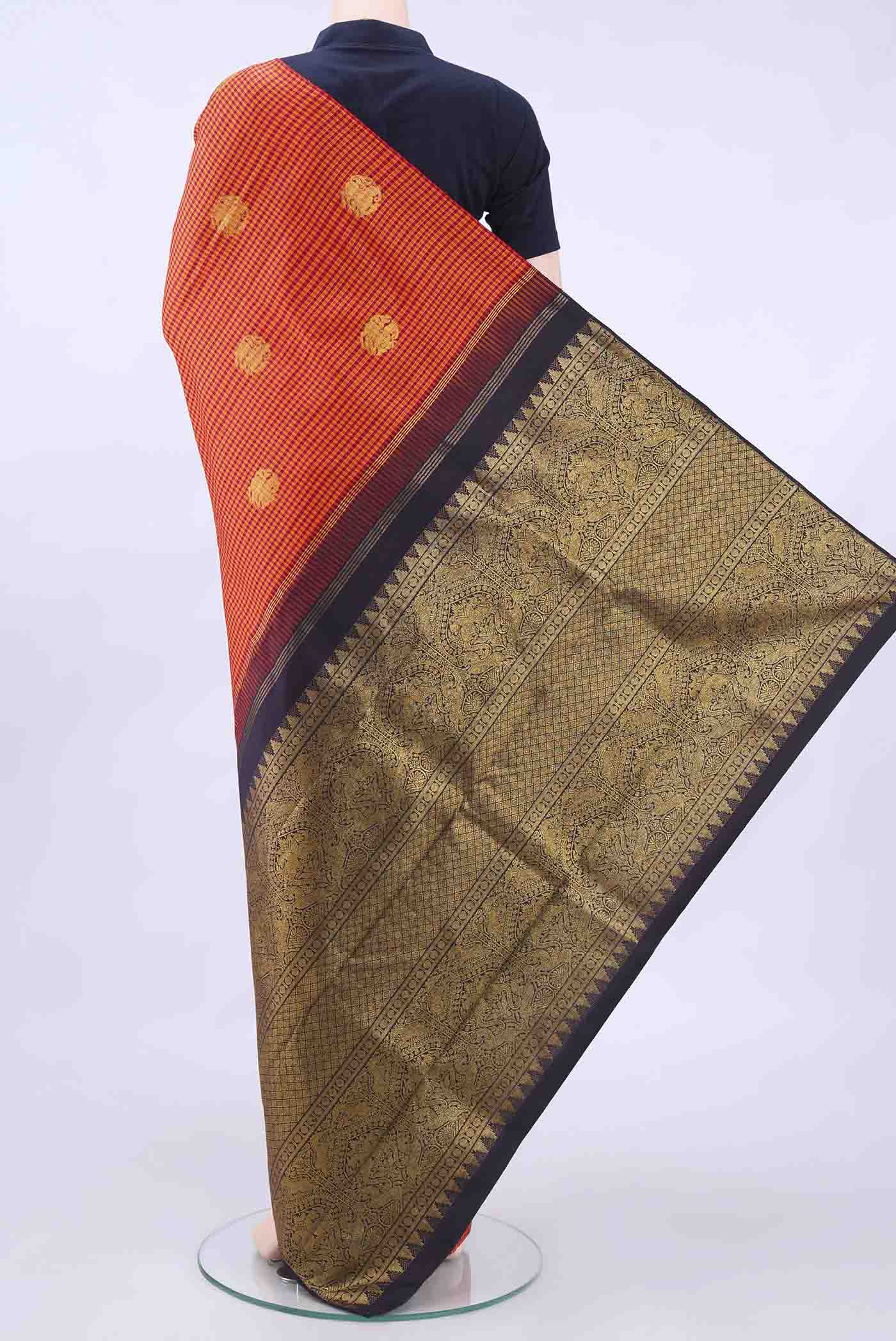 pallu body