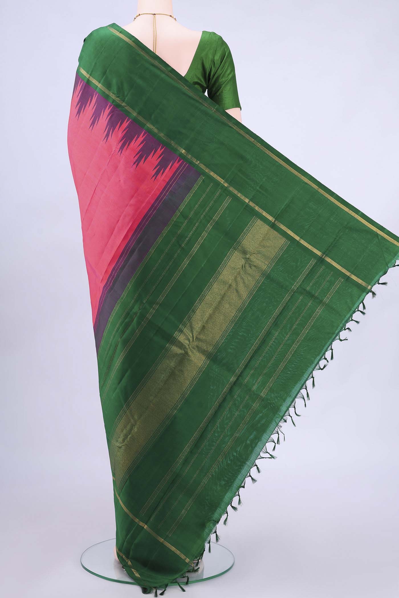 pallu body