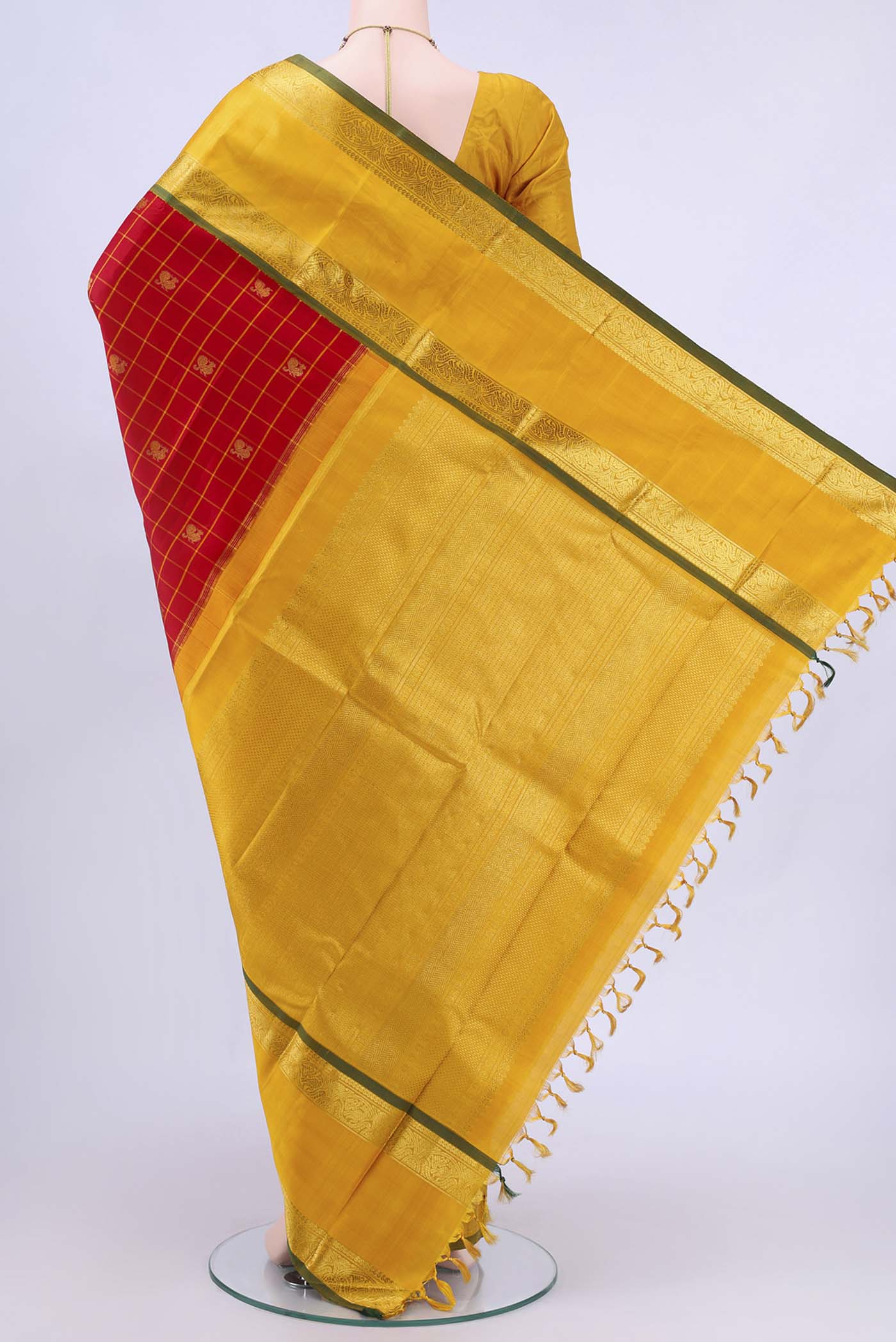 pallu body