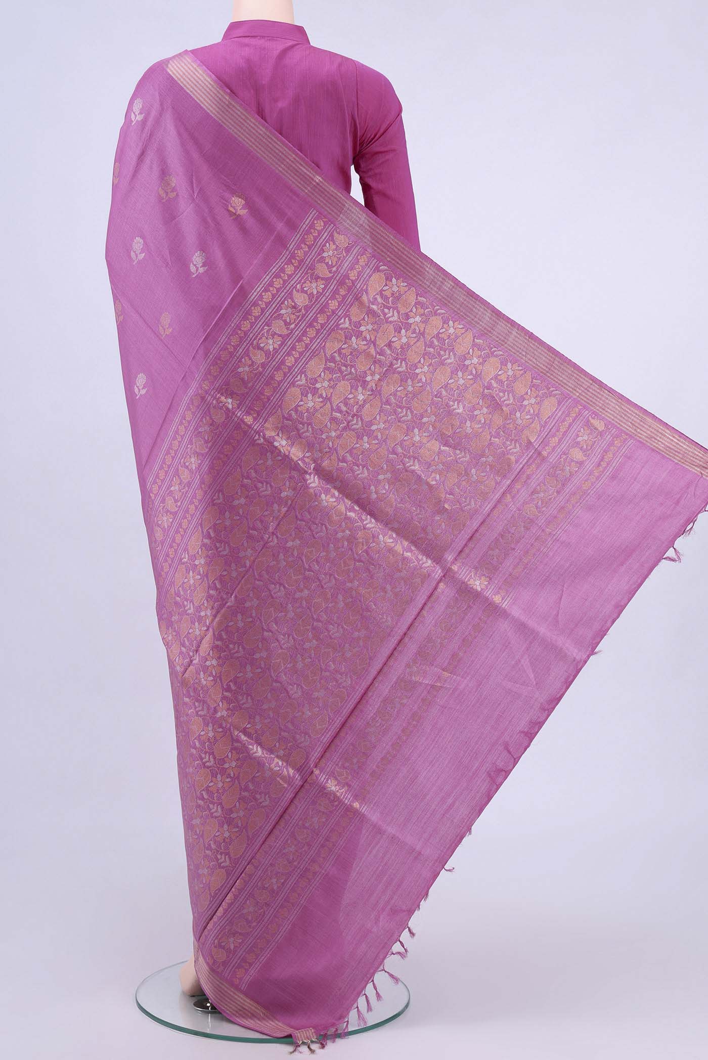 pallu body