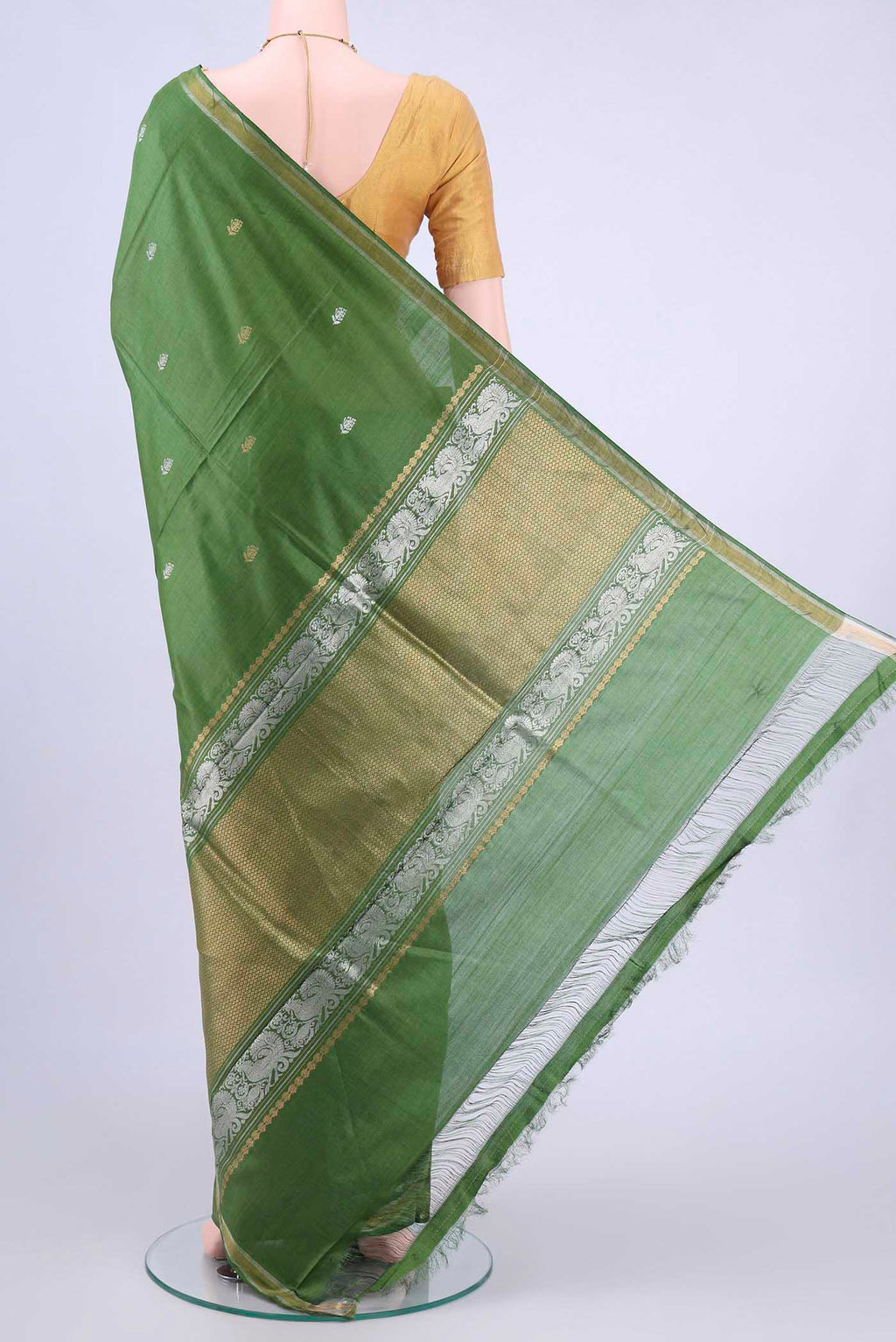 pallu body