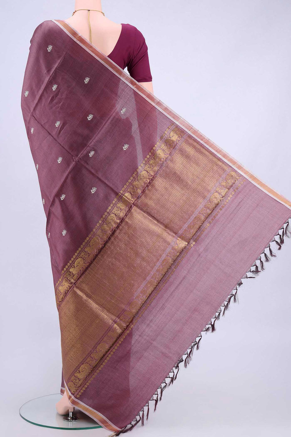 pallu body
