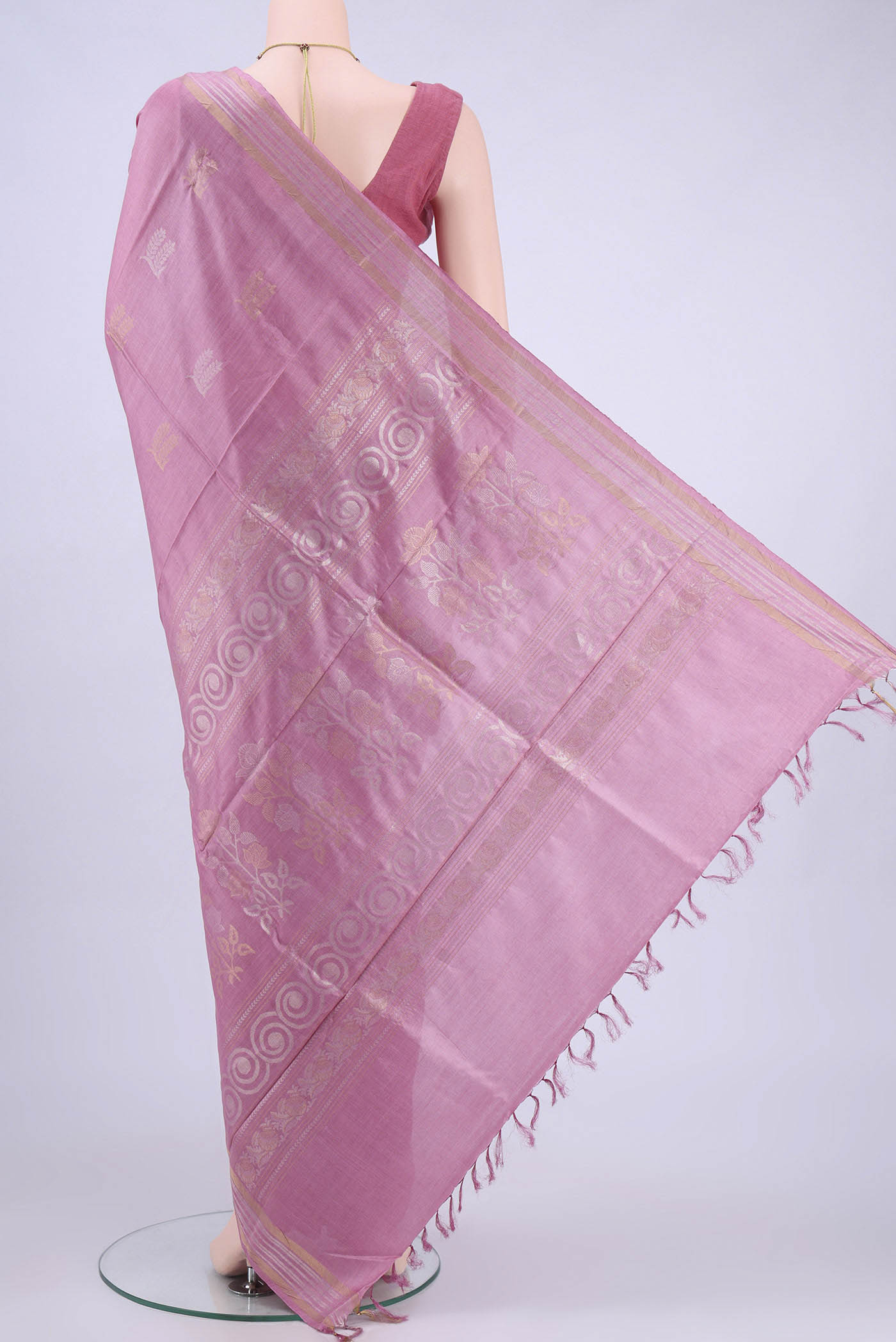 pallu body