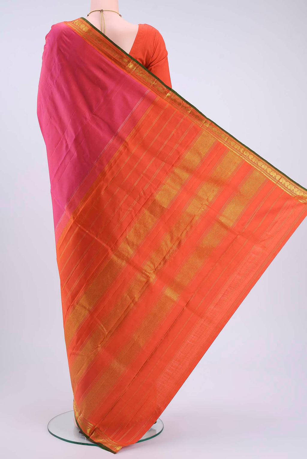pallu body