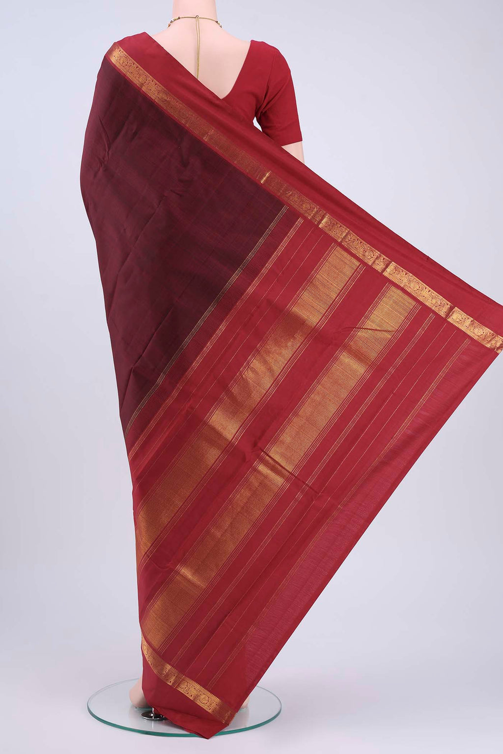 pallu body