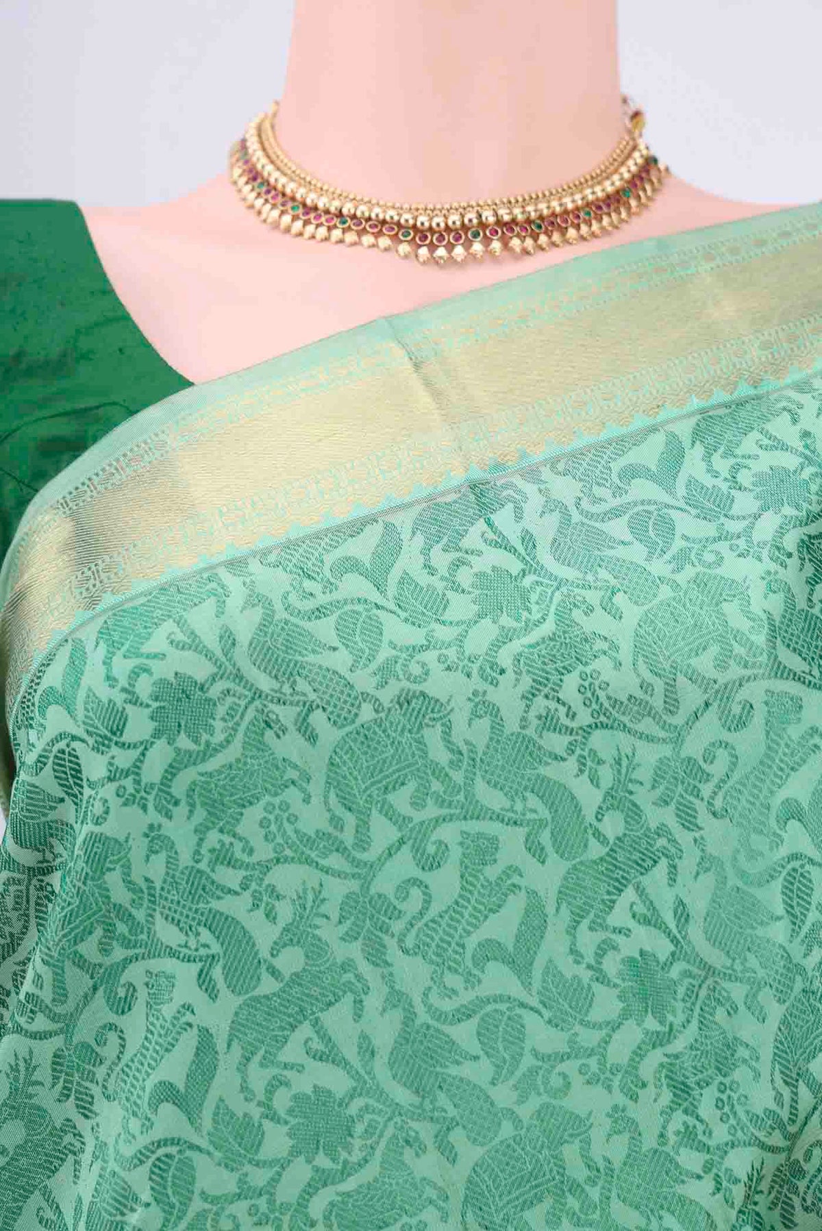 Border image of Pista Green Dual Tone Kanchipuram Silk Saree with Jacquard design on the body and Zari Border