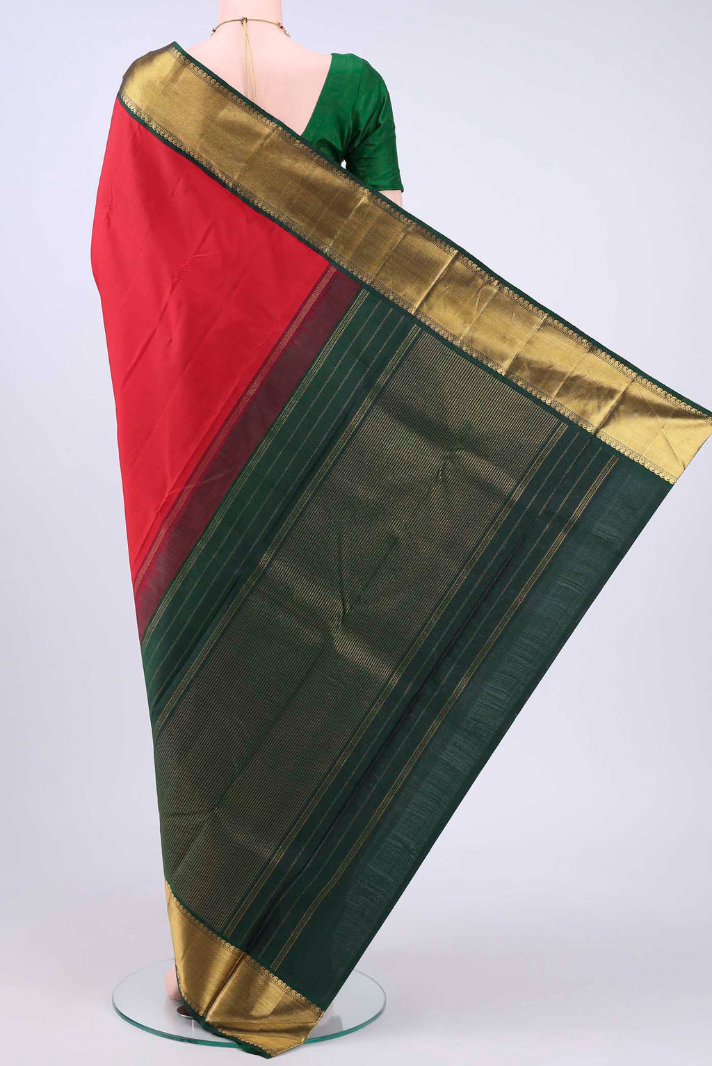 pallu body