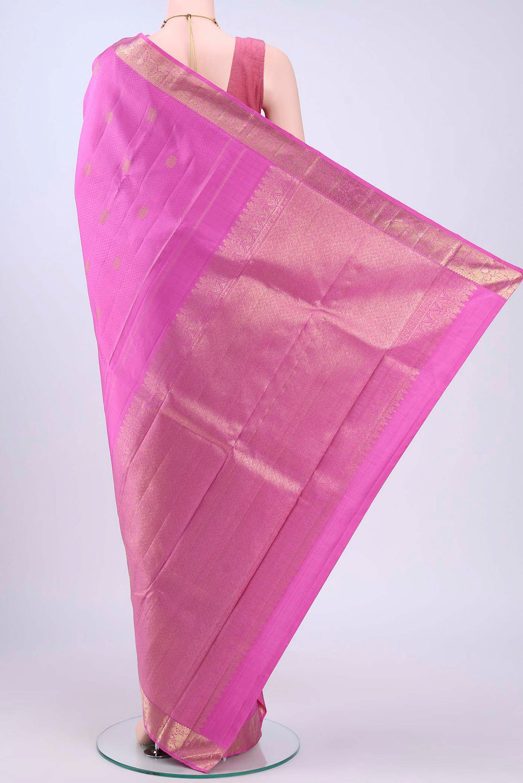 pallu body