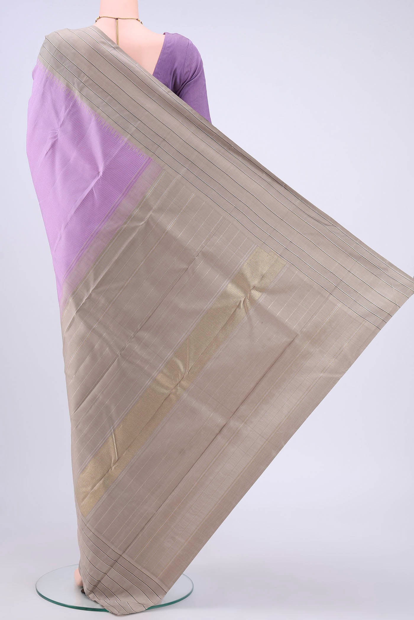 pallu body